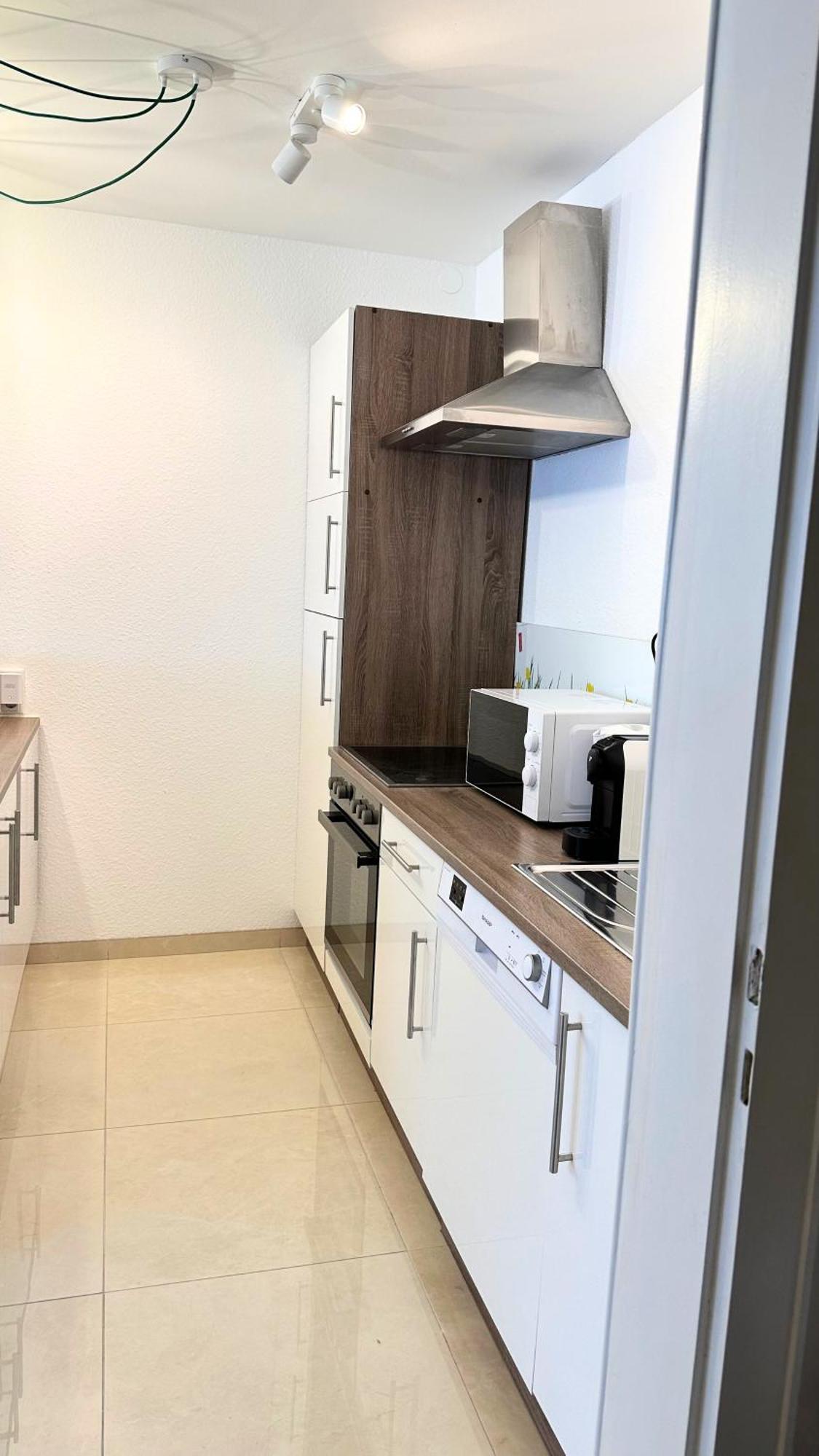New - Cozy Apartment,Kitchen,Netflix And More إسن المظهر الخارجي الصورة